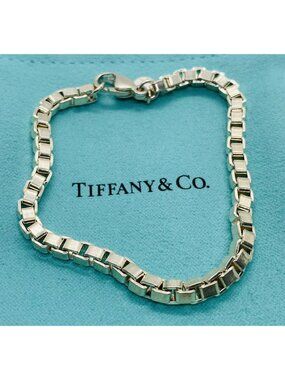 Tiffany & Co Sterling Silver 925 Venetian Box Link 7.75"